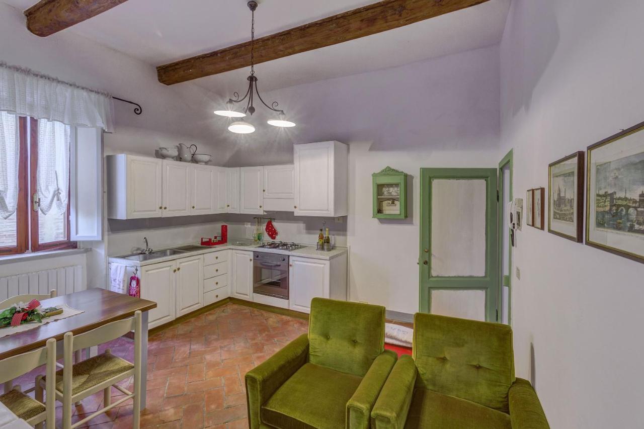Casa Il Castello Apartment Gambassi Terme Bagian luar foto